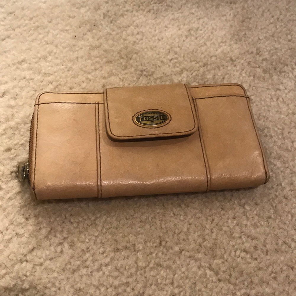Fossil wallet